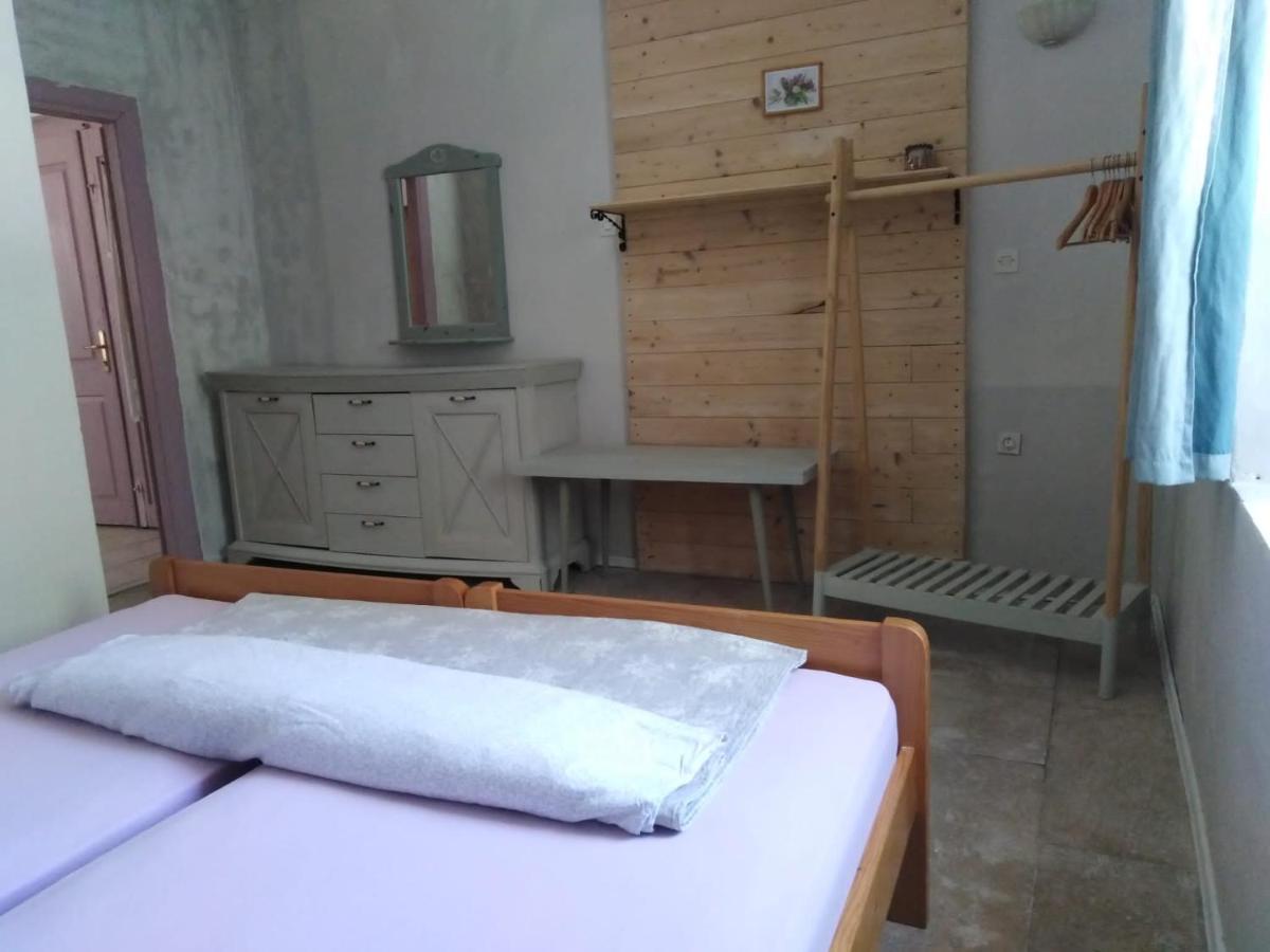 Nerezine Apartmany Centrum Exteriör bild